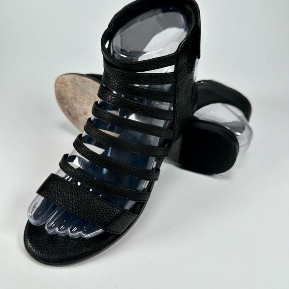 Eileen Fisher Women’s Black Gladiator Otto Sandals - Picture 4 of 11